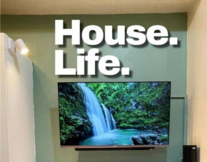 Studio with your PERSONAL CINEMA!